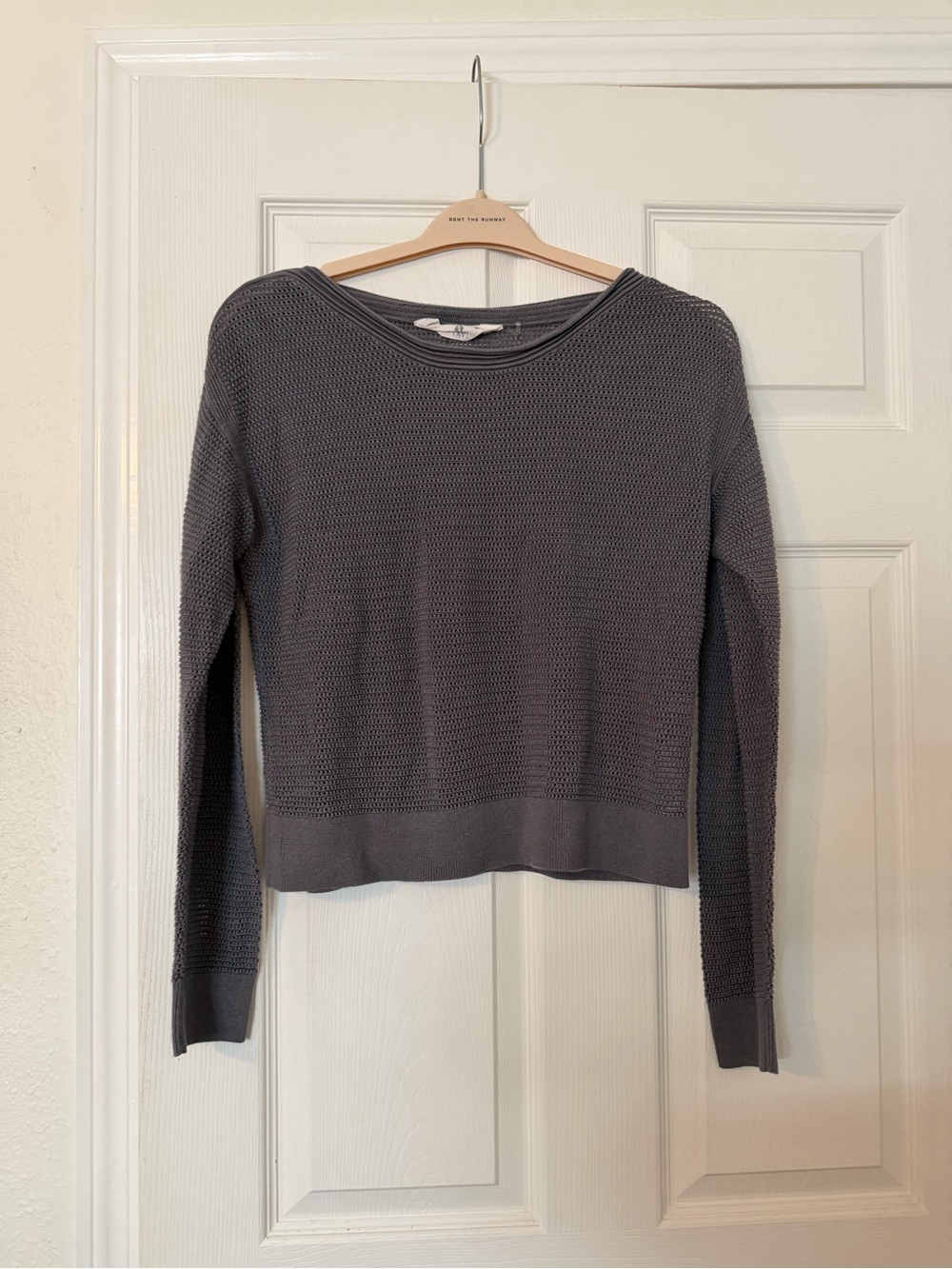 TAVI Gray Open Knit Athleisure Sweater – Size Medium